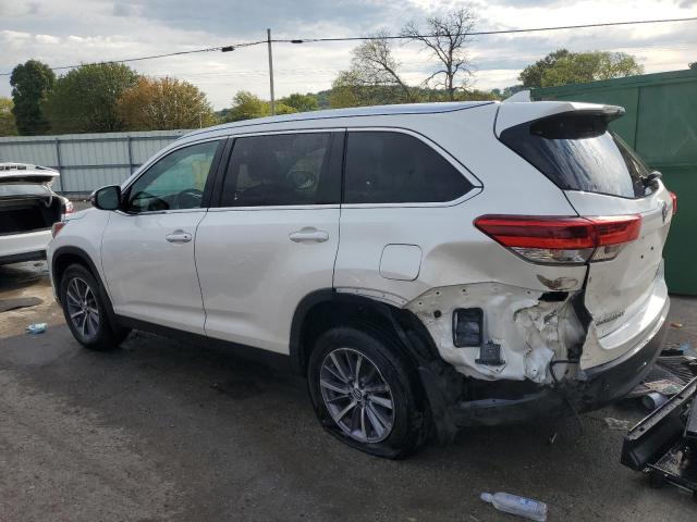 Photo 2 from auction – 2019 TOYOTA HIGHLANDER with VIN 5TDJZRFH4KS609197