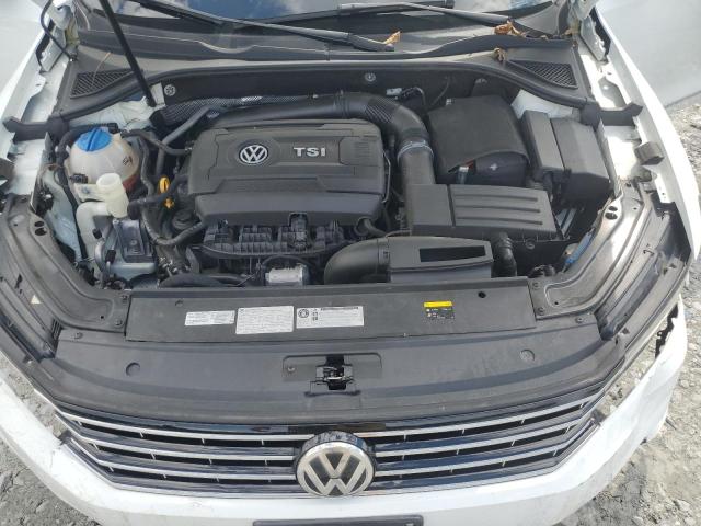 Photo 11 from auction – 2017 VOLKSWAGEN PASSAT S with VIN 1VWAT7A30HC025243