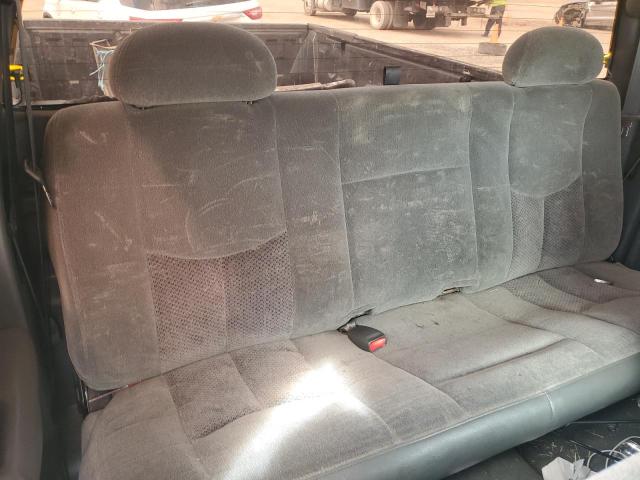 Photo 10 from auction – 2004 CHEVROLET SILVERADO with VIN 2GCEC19V841340573