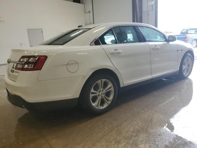 Photo 3 from auction – 2015 FORD TAURUS SE with VIN 1FAHP2D89FG184273