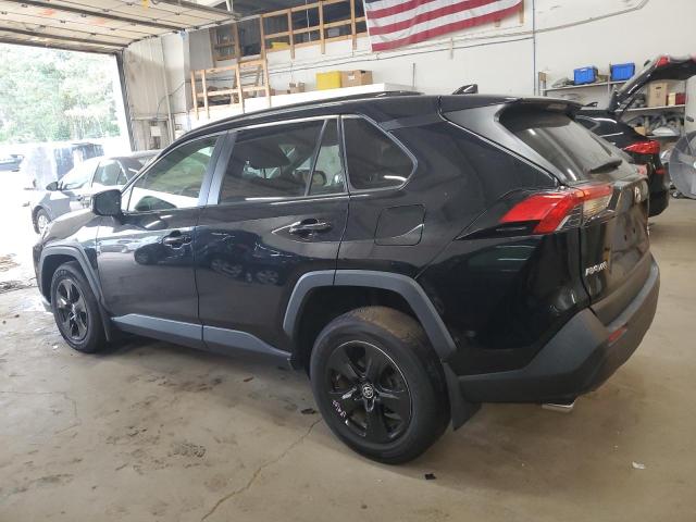 Photo 2 from auction – 2020 TOYOTA RAV4 XLE with VIN JTMP1RFV9LD055918