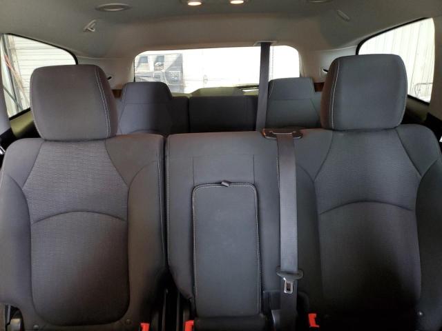 Photo 10 from auction – 2017 CHEVROLET TRAVERSE L with VIN 1GNKRGKD5HJ180208
