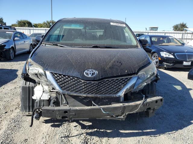 Photo 5 from auction – 2016 TOYOTA SIENNA SE with VIN 5TDXK3DC3GS696374