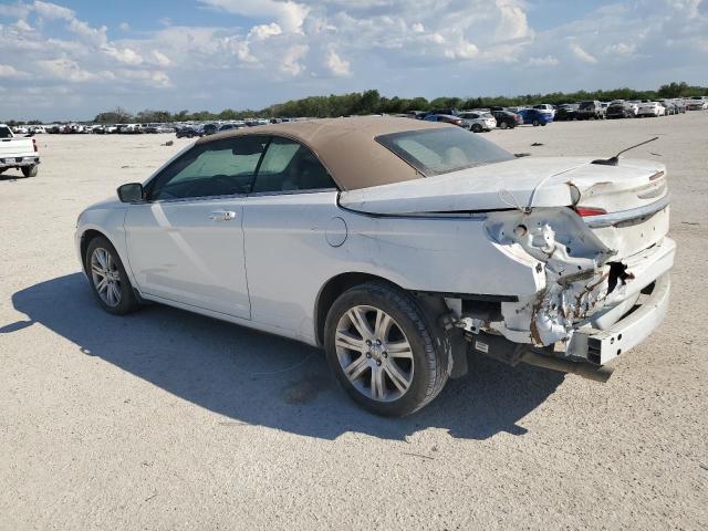 Photo 2 from auction – 2014 CHRYSLER 200 TOURIN with VIN 1C3BCBEG5EN119436