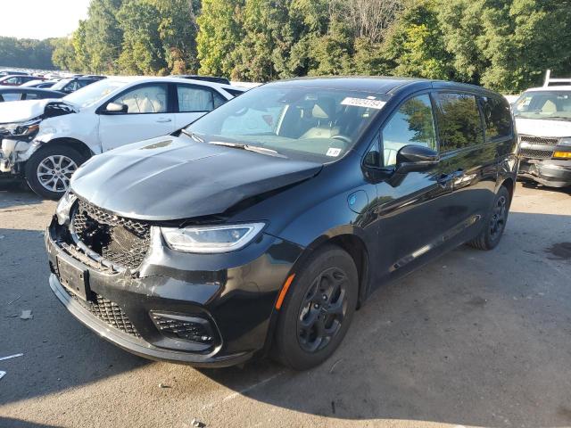 CHRYSLER PACIFICA H 2022 with VIN 2C4RC1L78NR111048 - Photo from auction