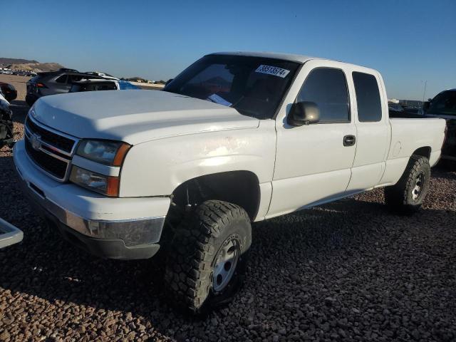 CHEVROLET SILVERADO 2003 with VIN 2GCEK19V431120459 - Photo from auction