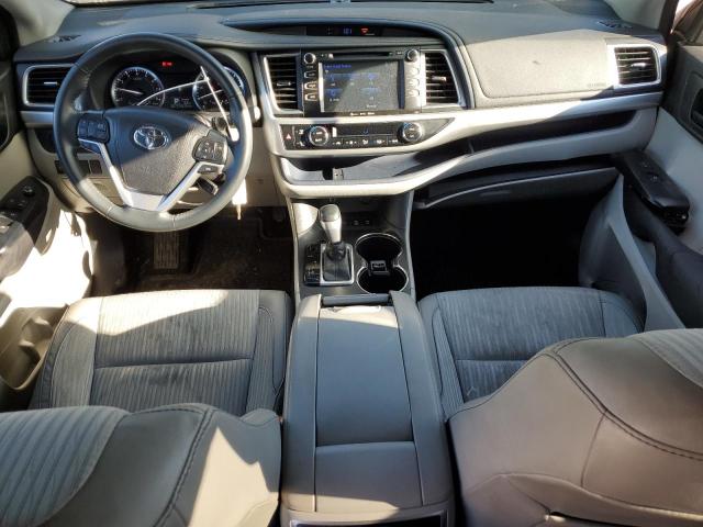 Photo 8 from auction – 2016 TOYOTA HIGHLANDER with VIN 5TDBKRFH9GS304956