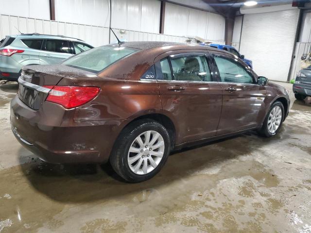 Photo 3 from auction – 2013 CHRYSLER 200 TOURIN with VIN 1C3CCBBB2DN570576