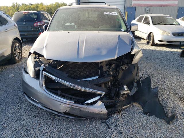 Photo 5 from auction – 2016 CHRYSLER TOWN & COU with VIN 2C4RC1BG6GR301421