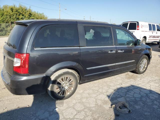 Photo 3 from auction – 2013 CHRYSLER TOWN & COU with VIN 2C4RC1CG0DR714882