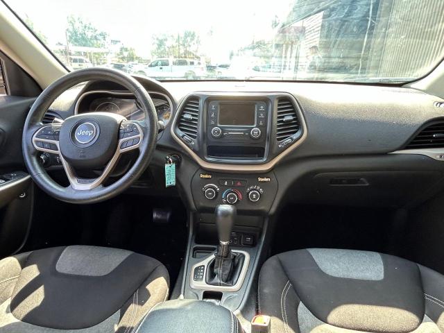 Photo 9 from auction – 2018 JEEP CHEROKEE L with VIN 1C4PJLCB1JD518087