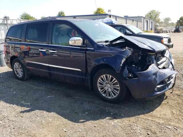 Photo 4 from auction – 2016 CHRYSLER TOWN & COU with VIN 2C4RC1CG6GR269701