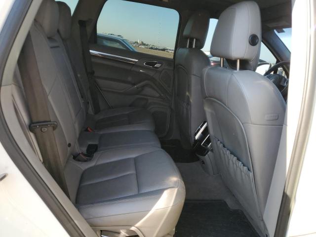 Photo 10 from auction – 2011 PORSCHE CAYENNE with VIN WP1AA2A22BLA03074