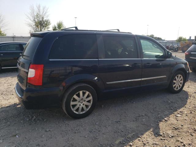 Photo 3 from auction – 2016 CHRYSLER TOWN & COU with VIN 2C4RC1BG5GR294400