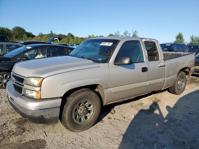 CHEVROLET SILVERADO 2006 with VIN 1GCEC19ZX6Z206287 - Photo from auction