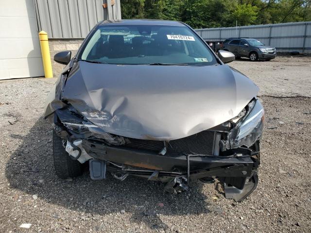 Photo 5 from auction – 2017 TOYOTA COROLLA L with VIN 2T1BURHE6HC960331
