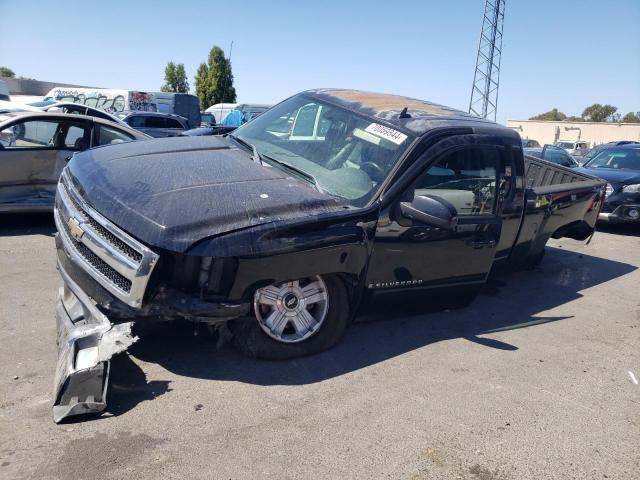 CHEVROLET SILVERADO 2007 with VIN 2GCEK190971728780 - Photo from auction