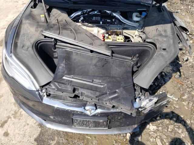 Photo 11 from auction – 2018 TESLA MODEL S with VIN 5YJSA1E25JF275176