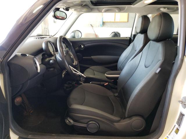 Photo 7 from auction – 2010 MINI COOPER with VIN WMWMF3C54ATZ65661