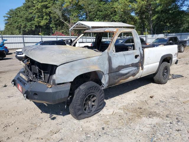 CHEVROLET SILVERADO 2005 with VIN 1GCHK24245E218540 - Photo from auction