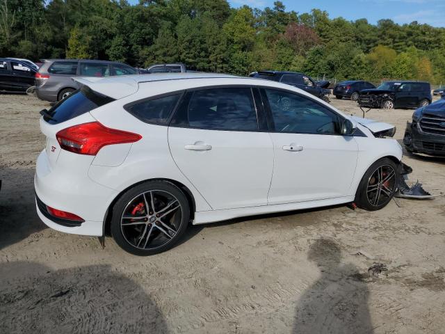 Photo 3 from auction – 2016 FORD FOCUS ST with VIN 1FADP3L93GL368308