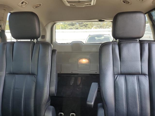 Photo 10 from auction – 2011 CHRYSLER TOWN & COU with VIN 2A4RR8DG9BR714330
