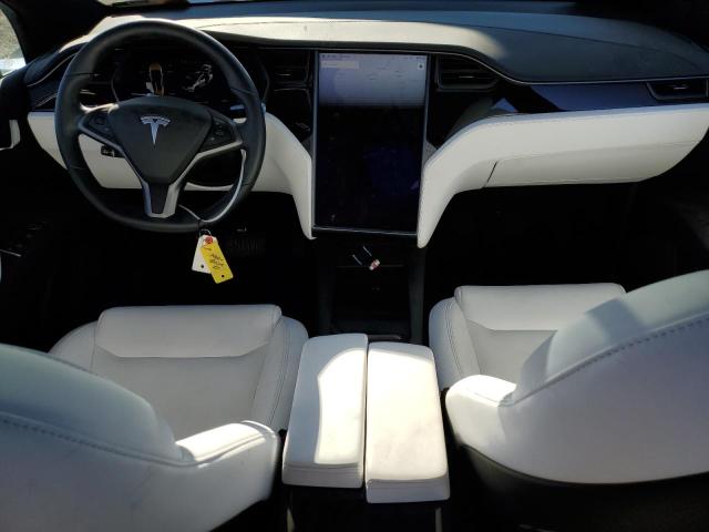 Photo 8 from auction – 2020 TESLA MODEL X with VIN 5YJXCDE25LF261721