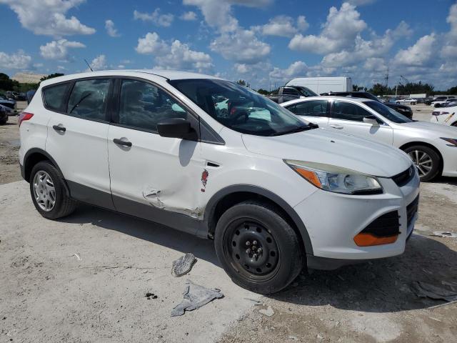 Photo 4 from auction – 2013 FORD ESCAPE S with VIN 1FMCU0F78DUC12080