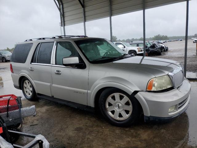 Photo 4 from auction – 2005 LINCOLN NAVIGATOR with VIN 5LMFU27545LJ15856