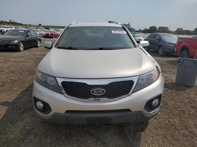 Photo 5 from auction – 2013 KIA SORENTO LX with VIN 5XYKTDA68DG339096