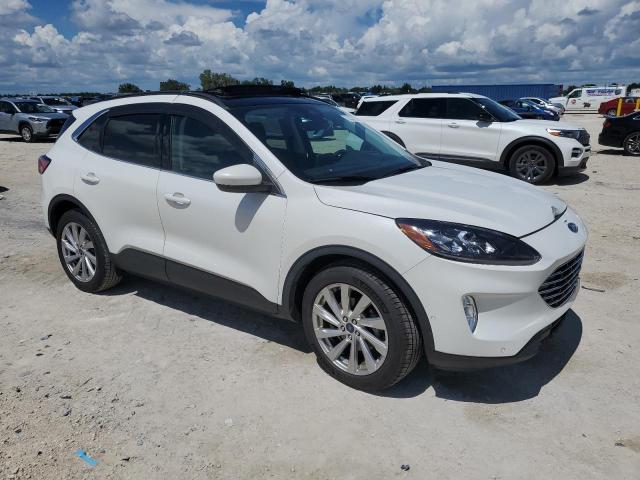 Photo 4 from auction – 2021 FORD ESCAPE TIT with VIN 1FMCU0DZ8MUA19495