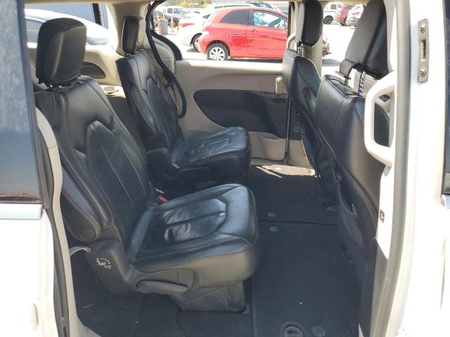Photo 11 from auction – 2017 CHRYSLER PACIFICA T with VIN 2C4RC1BG4HR527426