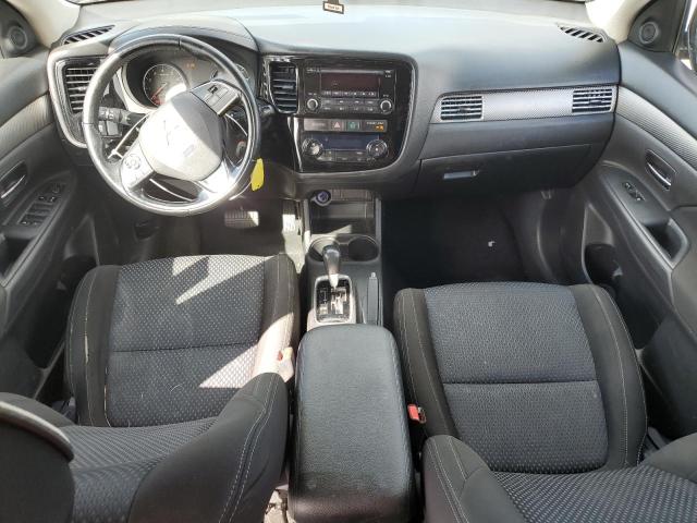 Photo 8 from auction – 2016 MITSUBISHI OUTLANDER with VIN JA4AD2A31GZ022621