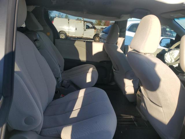 Photo 11 from auction – 2012 TOYOTA SIENNA LE with VIN 5TDKK3DC6CS212668