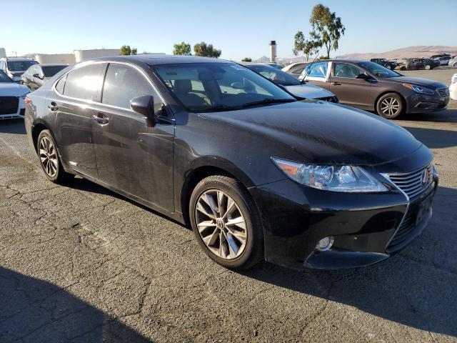 Photo 4 from auction – 2014 LEXUS ES 300H with VIN JTHBW1GGXE2047045