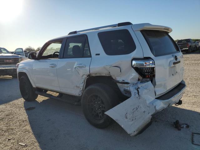 Photo 2 from auction – 2022 TOYOTA 4RUNNER SR with VIN JTEMU5JR5N5980301