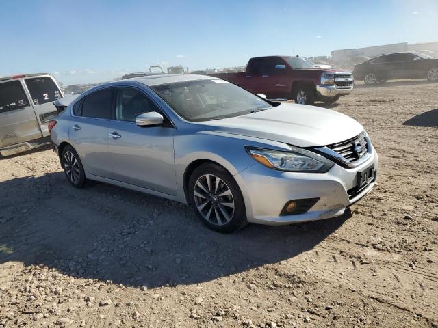 Photo 4 from auction – 2017 NISSAN ALTIMA with VIN 1N4AL3AP4HC287786