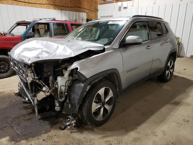 JEEP COMPASS LA 2019 with VIN 3C4NJDBBXKT599598 - Photo from auction