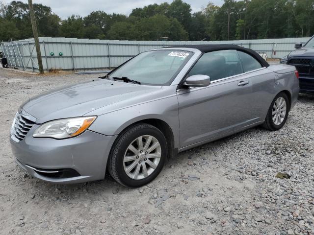 CHRYSLER 200 TOURIN 2013 con VIN 1C3BCBEB6DN768486 - Foto de la subasta