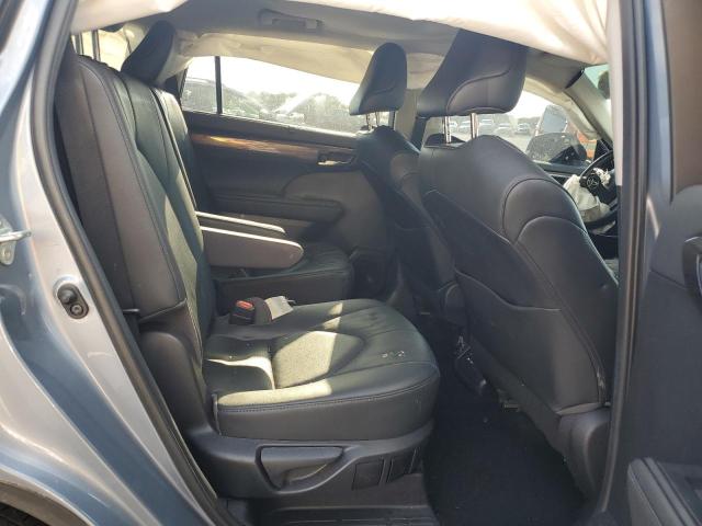 Photo 11 from auction – 2020 TOYOTA HIGHLANDER with VIN 5TDDZRBH4LS008456