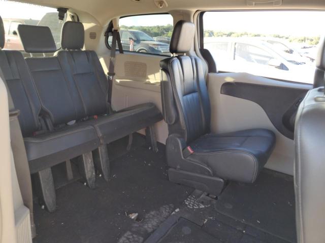 Photo 11 from auction – 2014 CHRYSLER TOWN & COU with VIN 2C4RC1BG9ER307064