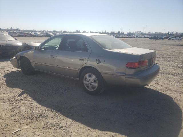 Photo 2 from auction – 2000 TOYOTA CAMRY CE with VIN JT2BG22K5Y0499218
