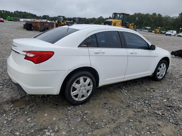 Photo 3 from auction – 2011 CHRYSLER 200 LX with VIN 1C3BC4FB6BN547851