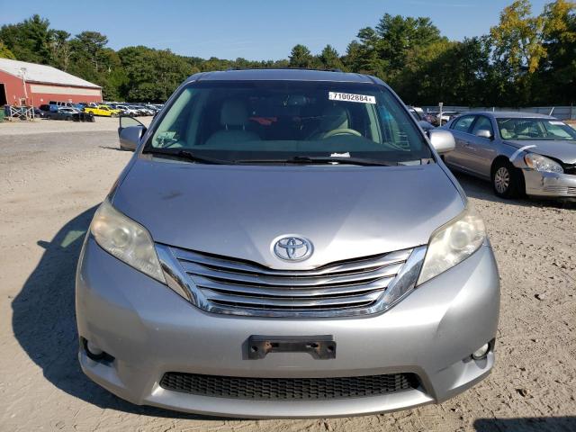 Photo 5 from auction – 2011 TOYOTA SIENNA XLE with VIN 5TDDK3DC4BS028708