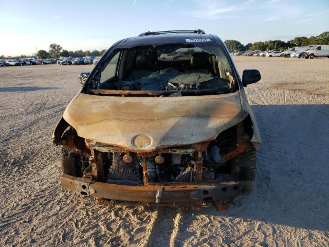 Photo 5 from auction – 2017 TOYOTA SIENNA SE with VIN 5TDXZ3DC7HS875448