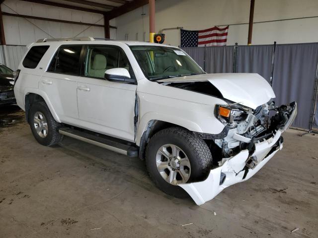 Photo 4 from auction – 2015 TOYOTA 4RUNNER SR with VIN JTEBU5JR1F5222268