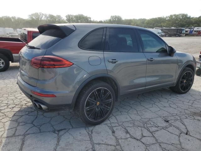 Photo 3 from auction – 2016 PORSCHE CAYENNE SE with VIN WP1AE2A24GLA64745