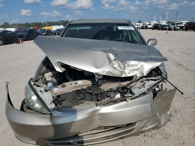 Photo 5 from auction – 2004 TOYOTA CAMRY LE with VIN 4T1BF30K74U081924