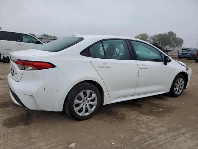 Photo 3 from auction – 2021 TOYOTA COROLLA LE with VIN 5YFEPMAE2MP208282