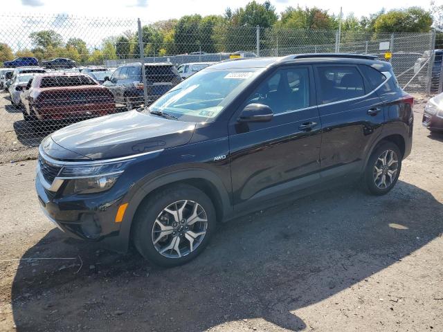 KIA SELTOS EX 2021 with VIN KNDERCAA2M7164044 - Photo from auction